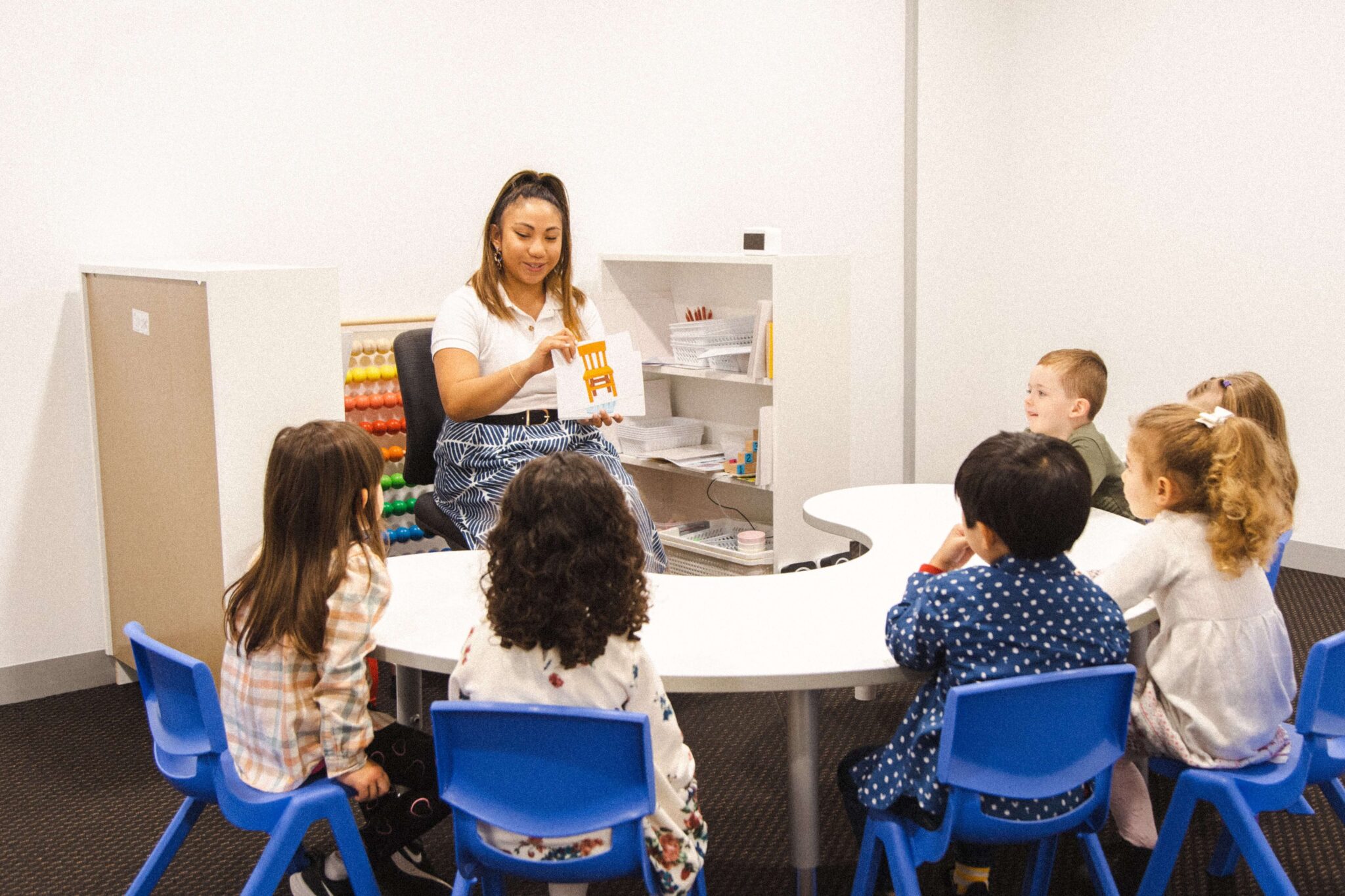 What is Shichida? Shichida classes are famous for their popular high-speed flashcards and fun brain training games and activities.