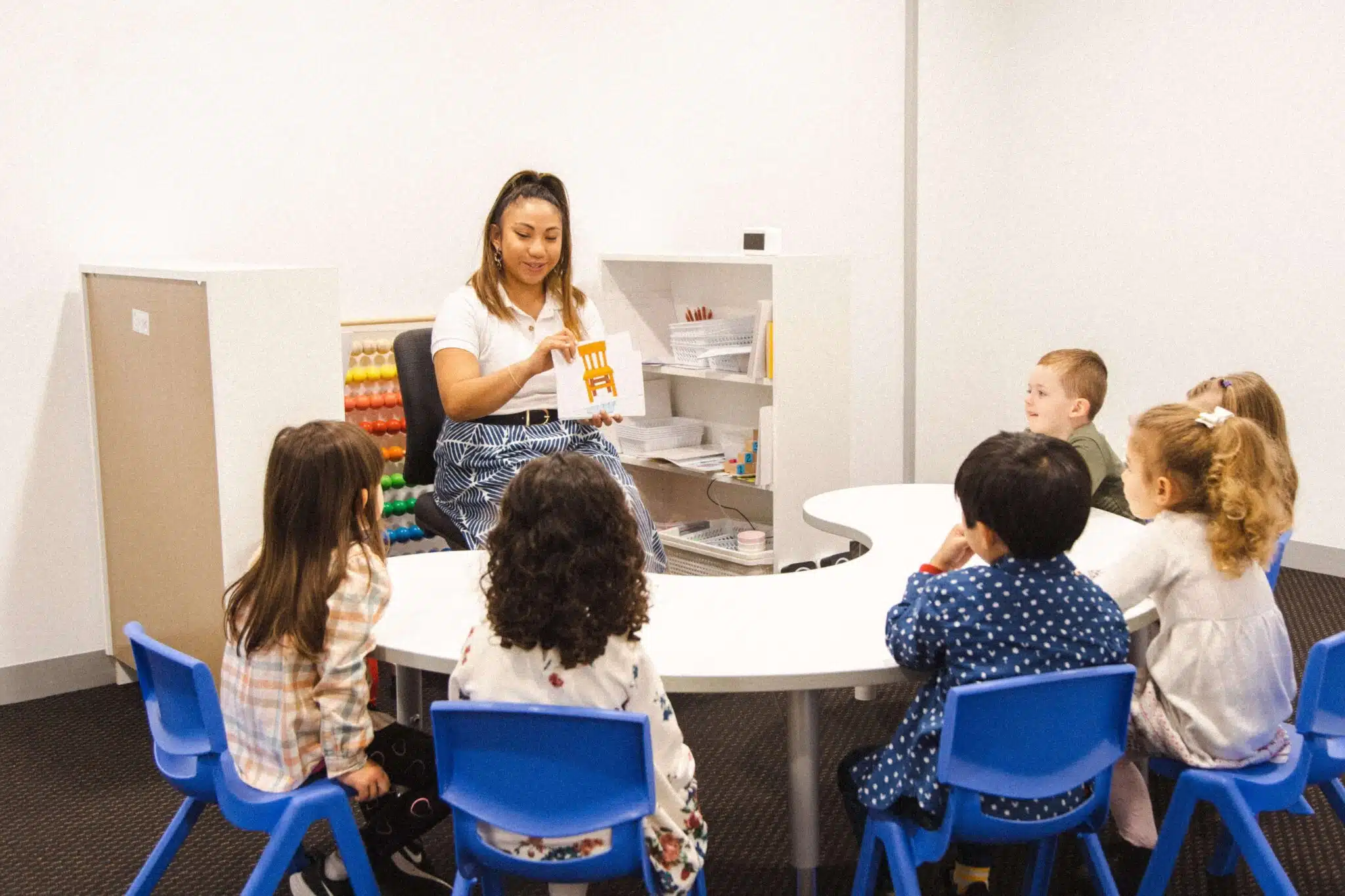 What is Shichida? Shichida classes are famous for their popular high-speed flashcards and fun brain training games and activities.