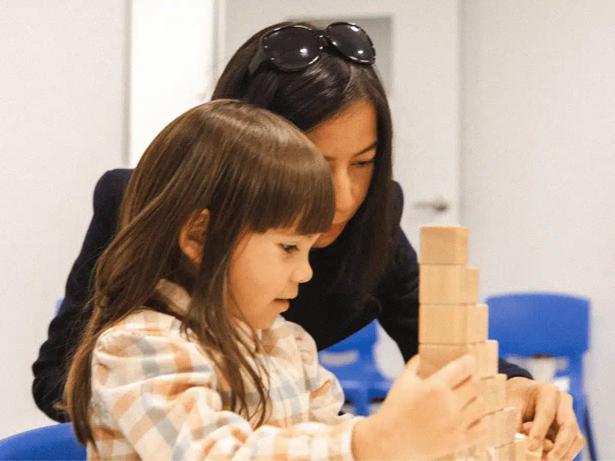 Math activities for kids, Focused Play: Building a Block Tower