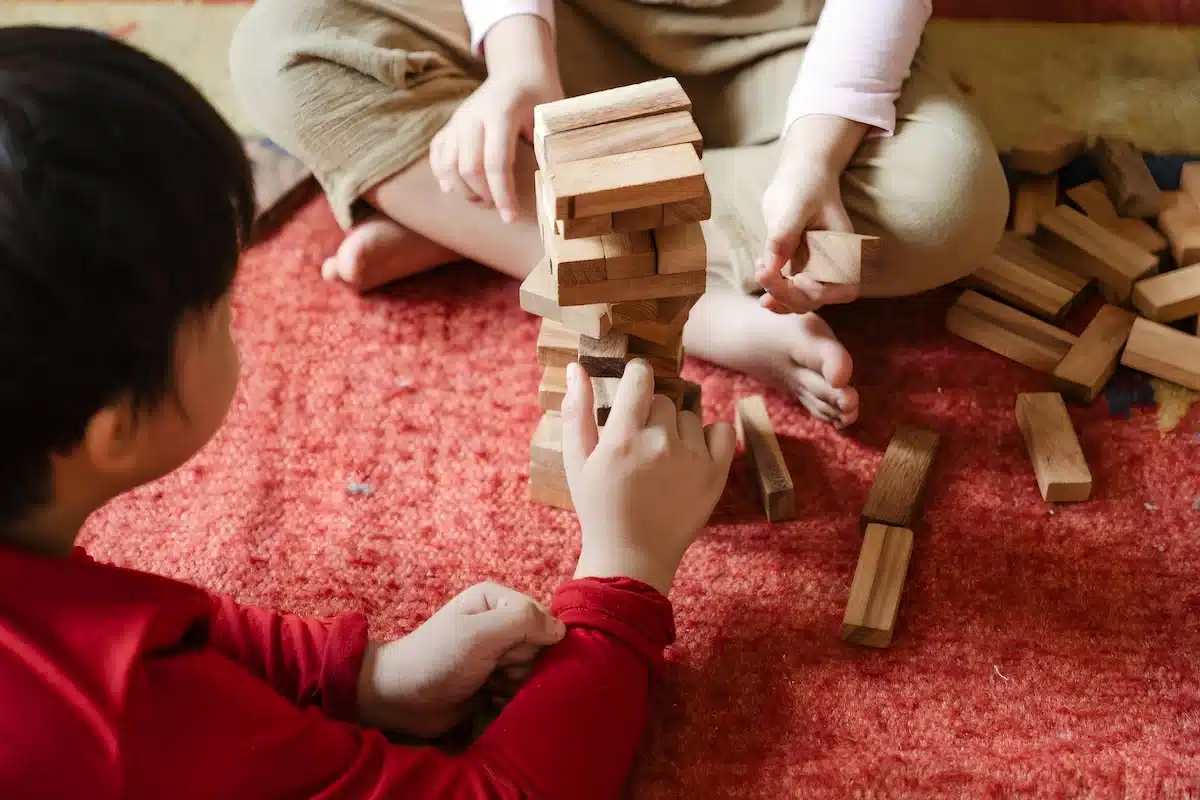 Critical Thinking for Students vs Kids